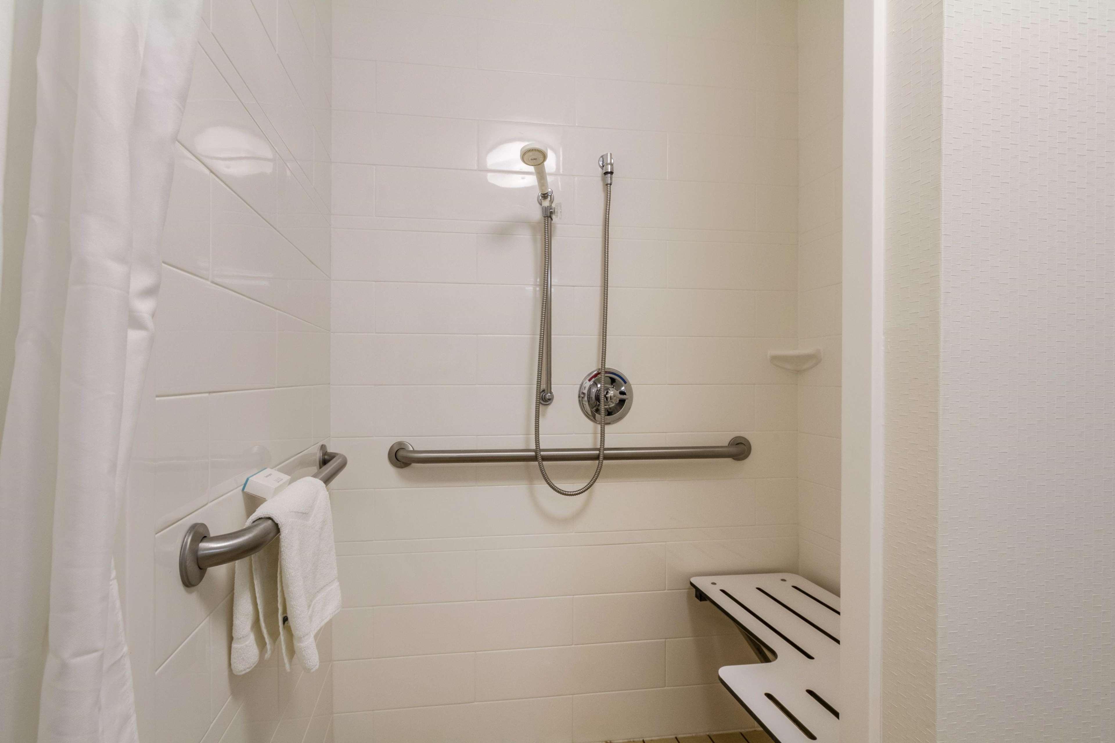 Hampton Inn Jackson Pearl Intrntl Airport Eksteriør bilde