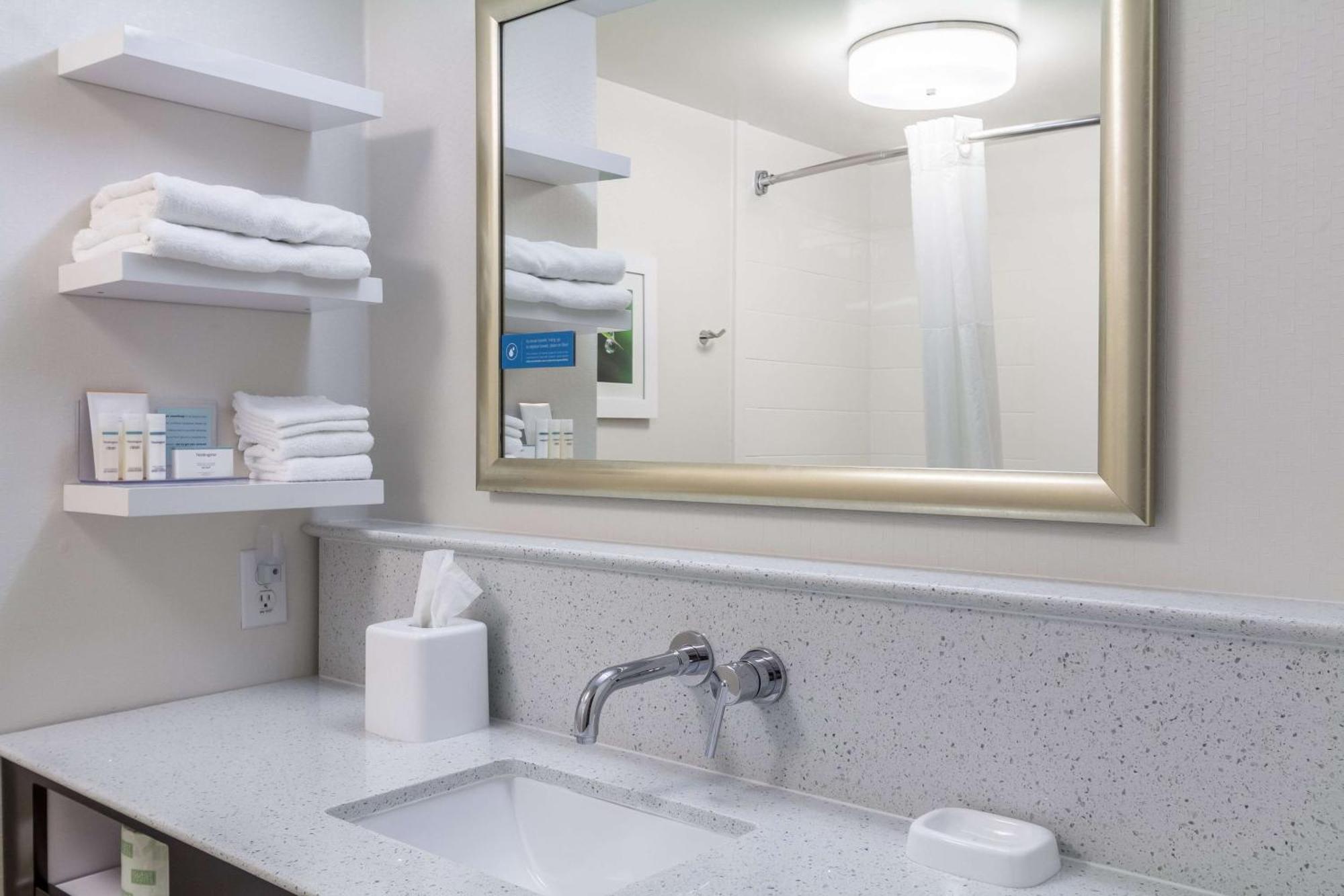 Hampton Inn Jackson Pearl Intrntl Airport Eksteriør bilde